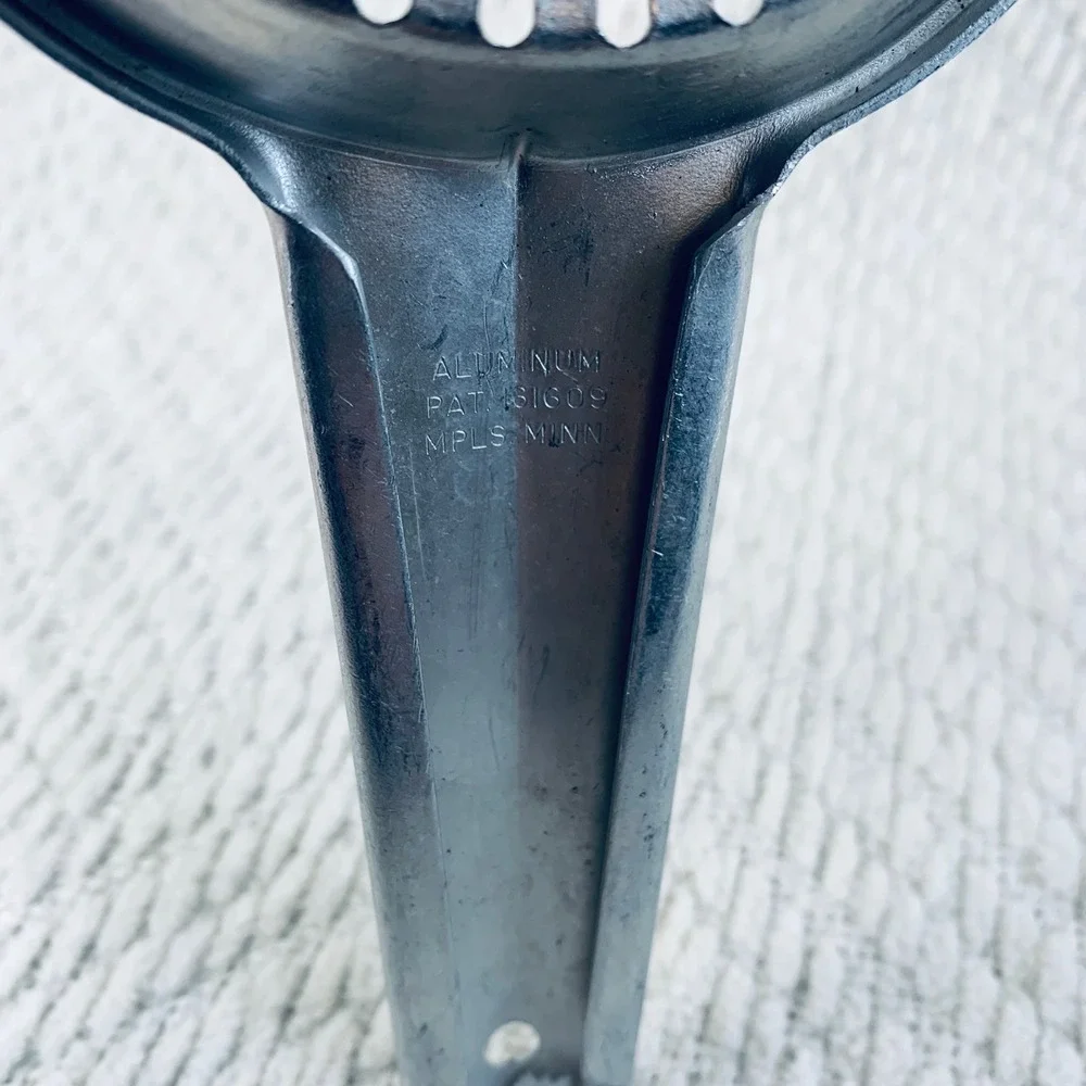 Foley Hand Juicer Unisex OS Silver Vintage Aluminum Manual‎ Citrus Reamer Tool